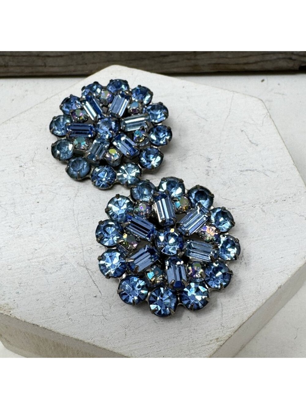 Vintage Weiss Earrings Ice Blue Clip ons Signed 1-1/4th Dia